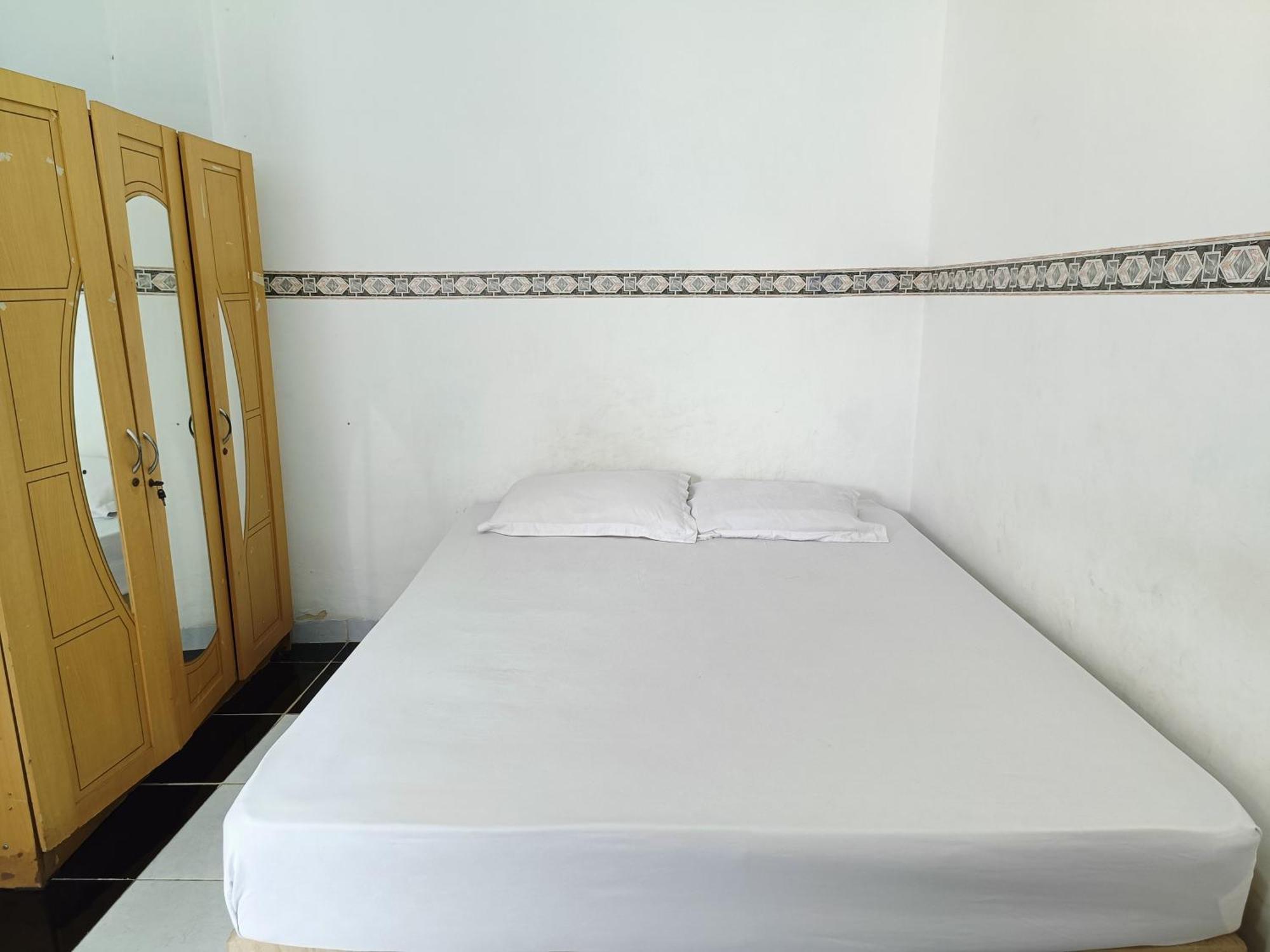 คูลคอสต์ แอต จาลัน เมอร์ปาตี มาคัสซาร์ Hotel มากาซาร์ ภายนอก รูปภาพ